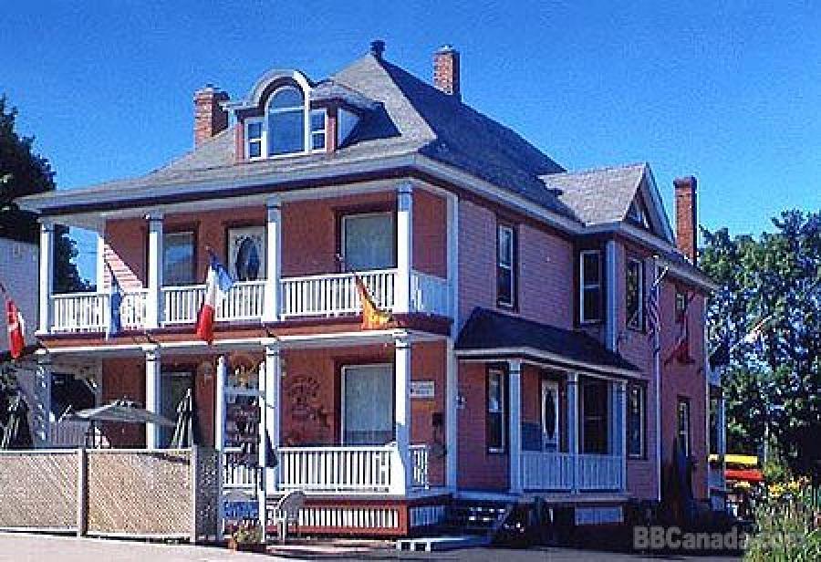 Maison McKenzie House ExploreNB / Tourisme NouveauBrunswick